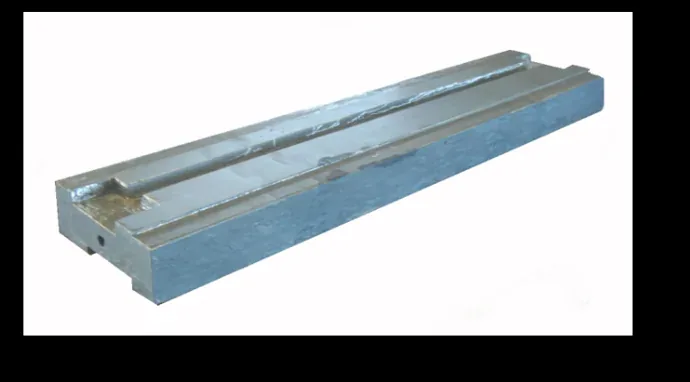 Impact crusher blow bar
